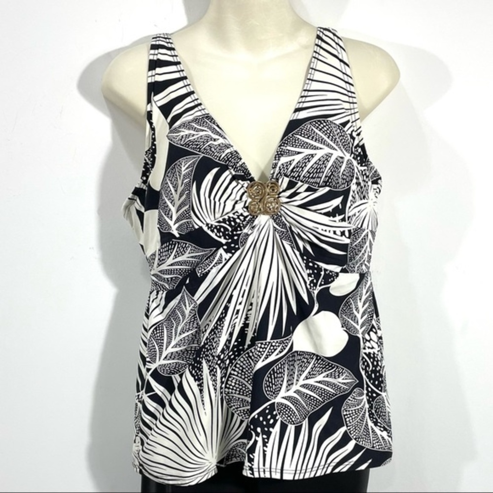 Coco reef bra size 36D tankini top black and white palm print